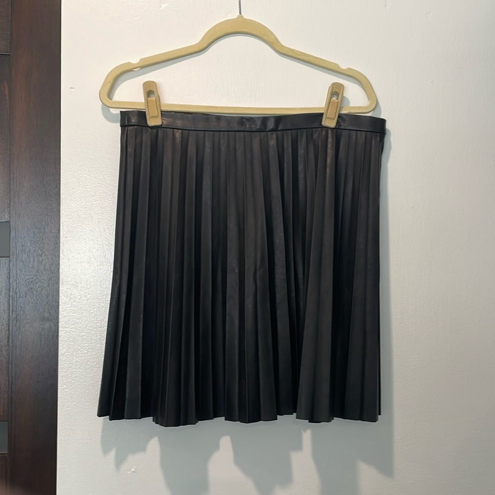 J crew black pleated faux leather skirt